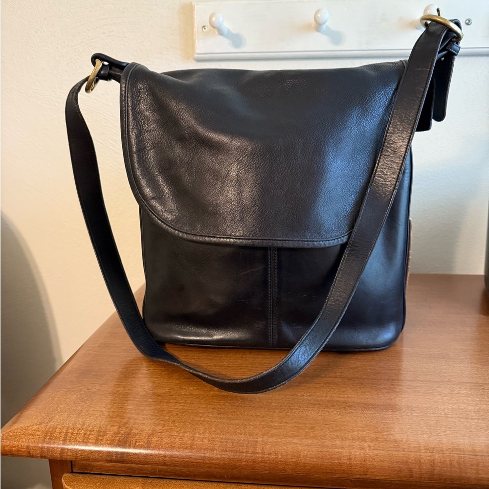 Vintage Coach Whitney Black Leather Bag VGUC Made in USA !!!!